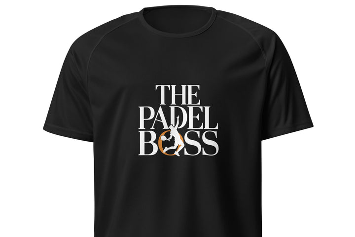 Design elegante com a frase "The Padel Boss" e a silhueta de um jogador em movimento, destacada num círculo laranja.